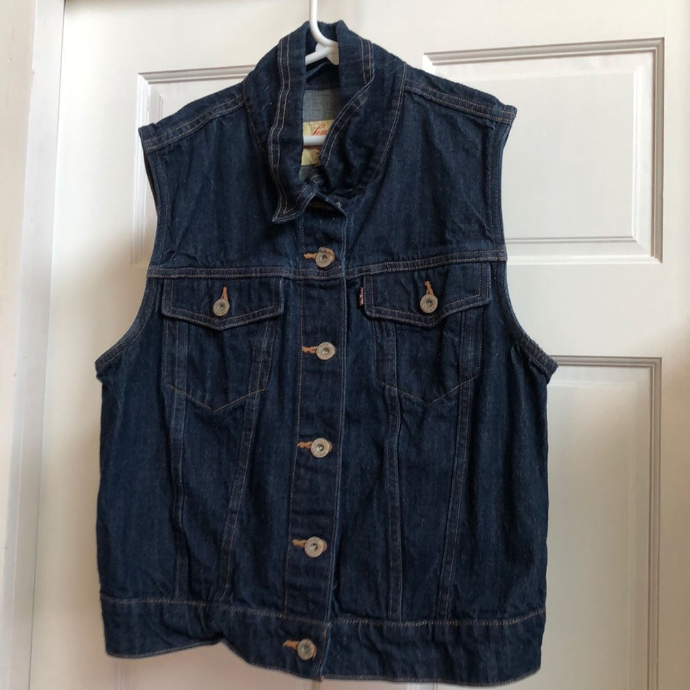 Levi’s vest